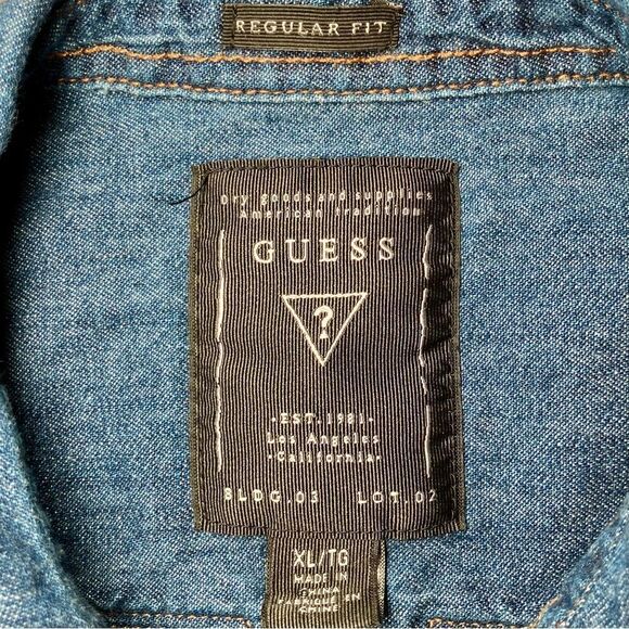 Guess Regular Fit Two Toned Chambray Long Sleeve in Blues Men’s XL - Picture 6 of 8